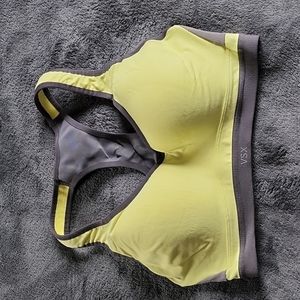 VSX sport bra 32D